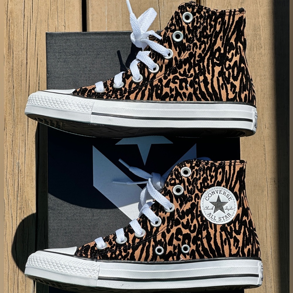 Converse CTAS High Leopard Print Canvas Casual Sneaker Womens 5 | 6 | 7.5 NEW - Picture 7 of 11